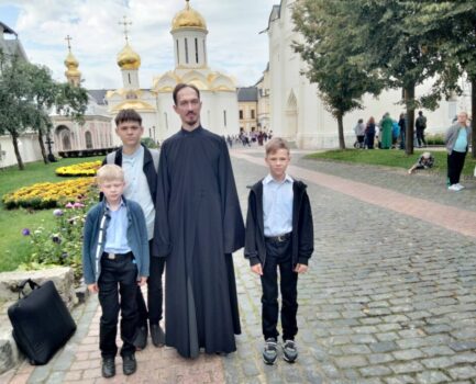 Участие в архиерейском богослужении