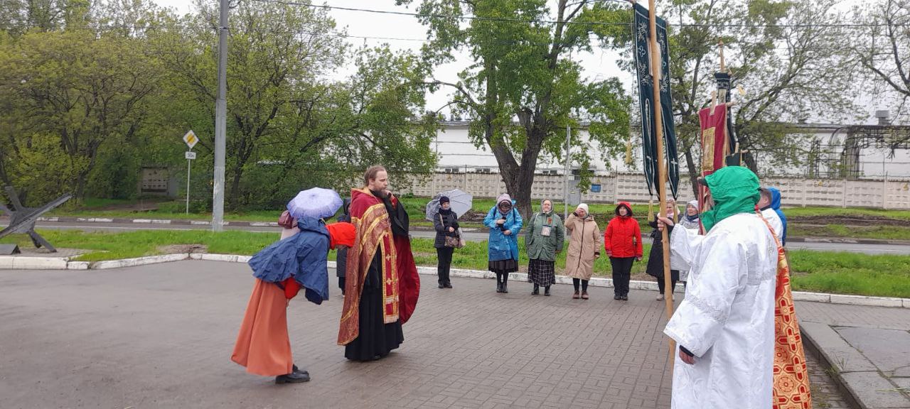 Пасхальный крестный ход в Клину: радость Воскресения, объединившая город