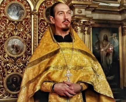 Рождественское поздравление настоятеля Скорбященского храма священника Иоанна Иванова