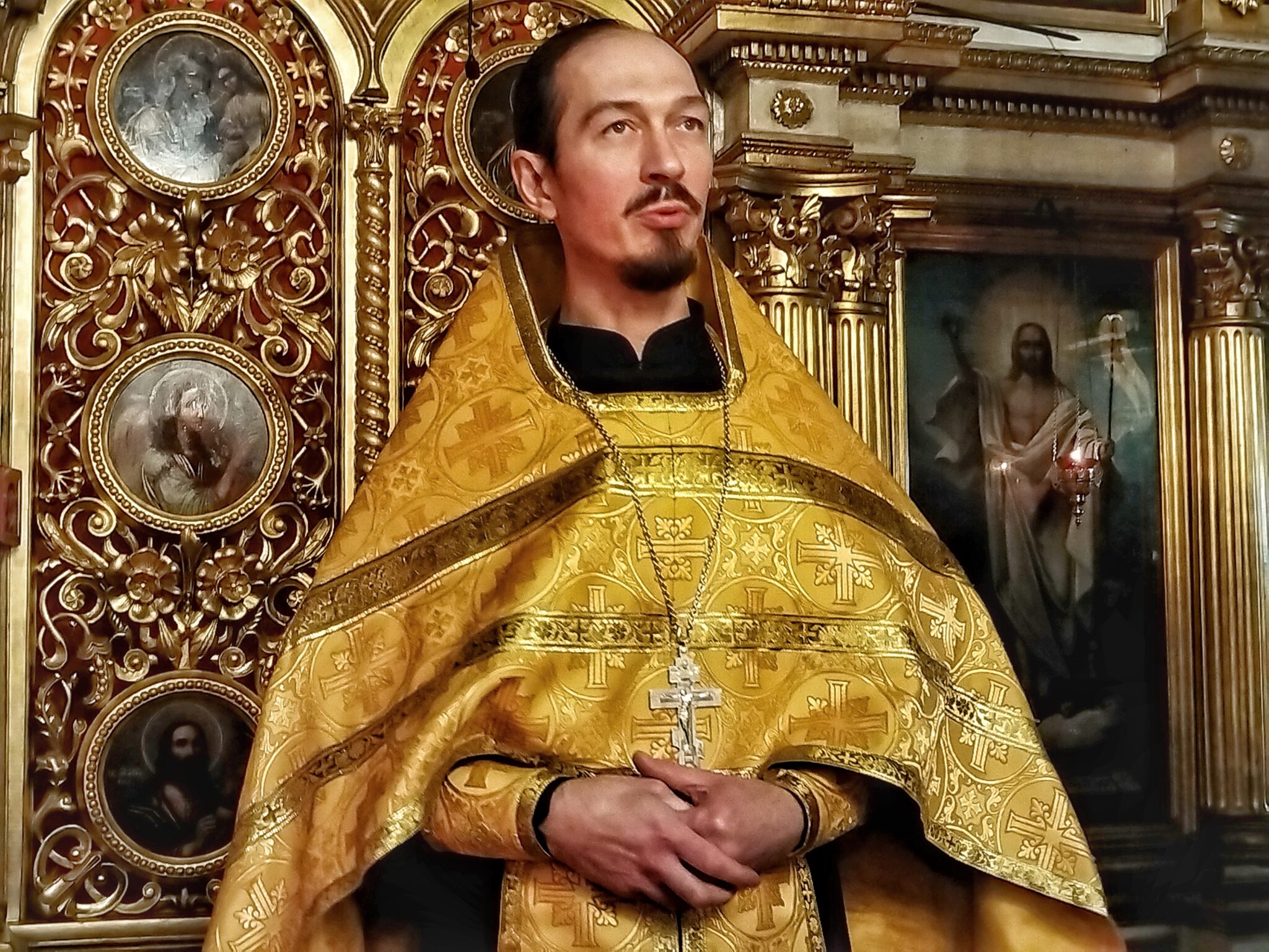 Рождественское поздравление настоятеля Скорбященского храма священника Иоанна Иванова