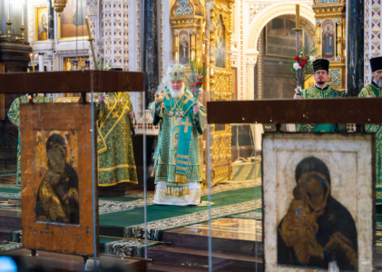 Патриарх Кирилл поблагодарил Владимира Путина за возвращение Владимирской и Донской икон Богородицы Церкви