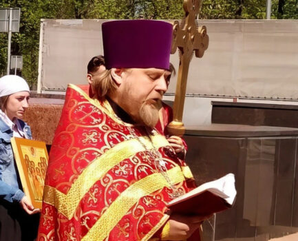 Пасхальное поздравление благочинного церквей Клинского округа протоиерея Евгения Малькова