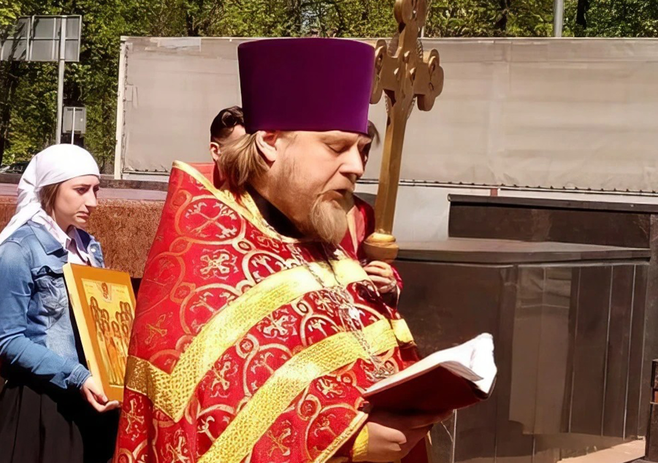 Поздравление благочинного церквей Клинского округа протоиерея Евгения Малькова