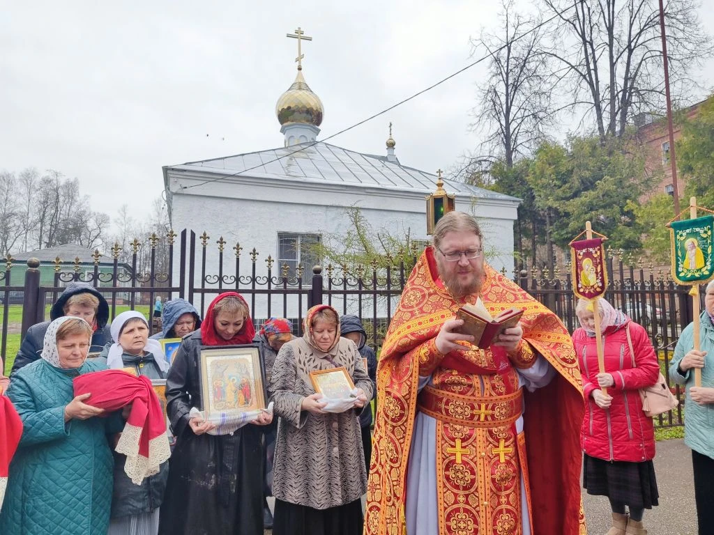 Освящение звонницы и новых колоколов Алексеевского храма города Высоковска