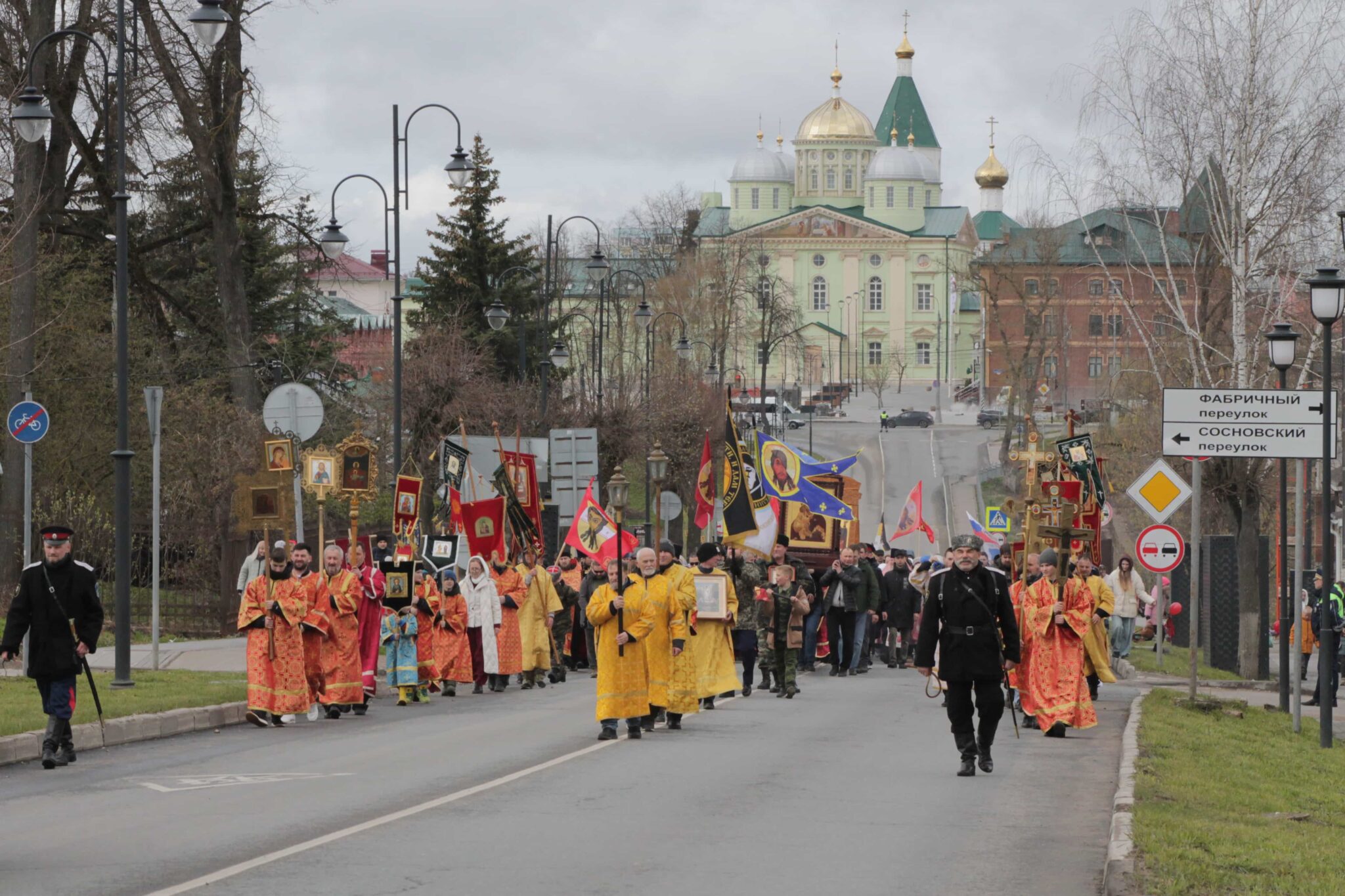 Общегородской Пасхальный крестный ход  в Клину